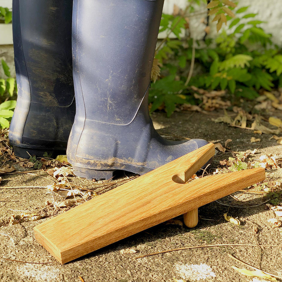 wellington boot jack